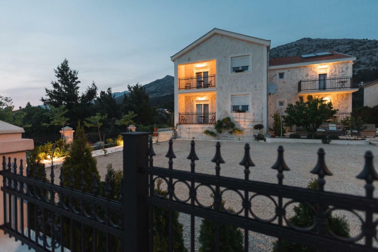 Hedon-Stone Appartement Starigrad Paklenica Buitenkant foto