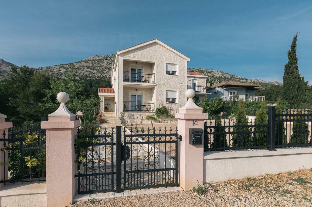 Hedon-Stone Appartement Starigrad Paklenica Buitenkant foto
