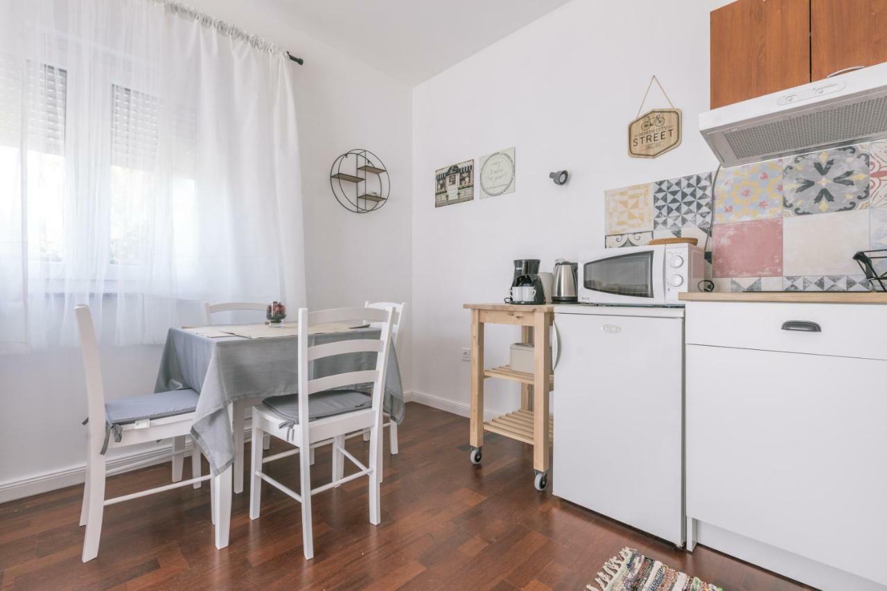 Hedon-Stone Appartement Starigrad Paklenica Buitenkant foto